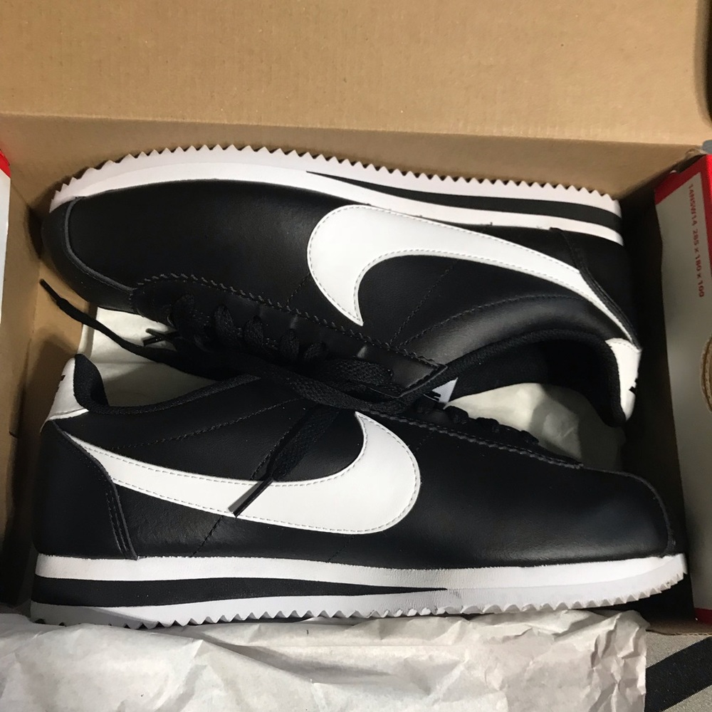 Women’s size 8.5 Nike Cortez worn once
